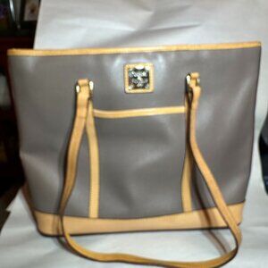 Dooney and Bourke handbags - Excellent condition